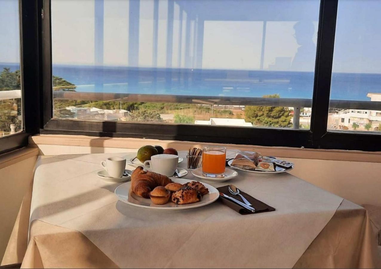Hotel Baia 3*